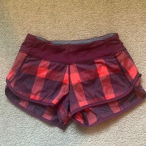 Lululemon Speed Short Size 2 Orange/Purple Plaid